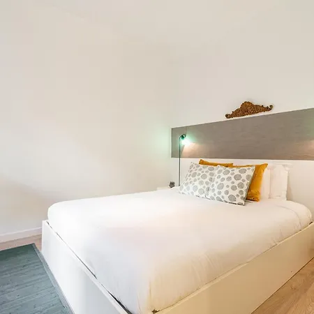 Altido Graca 1bedroom With Green Terrace & Bbq Appartement *