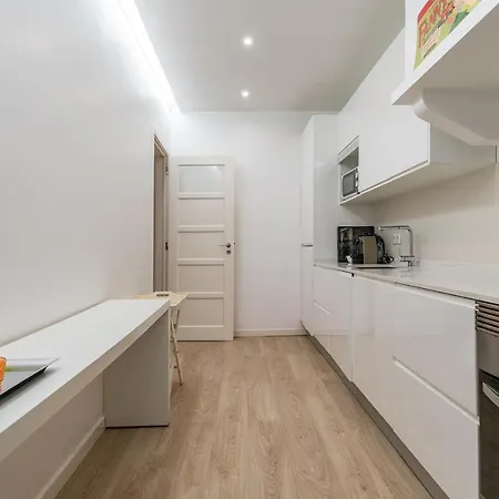 Altido Graca 1bedroom With Green Terrace & Bbq Lisboa