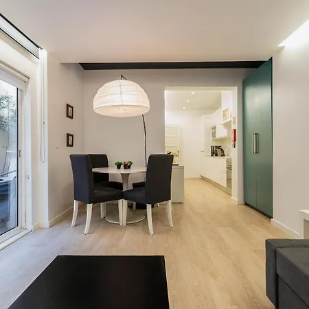 Altido Graca 1bedroom With Green Terrace & Bbq Appartement *